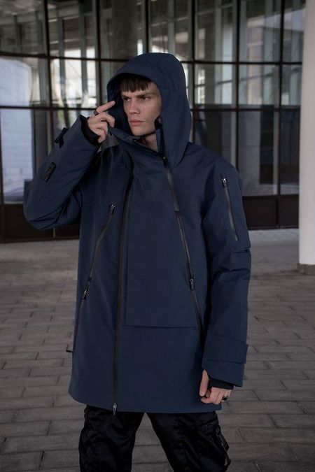 Куртка утепленная с капюшоном и декоративными молниями MAYTRY