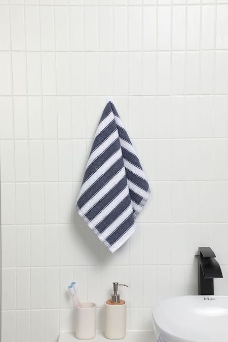 Полотенце хлопковое в полоску Riga Mix Blue COINCASA 1190₽