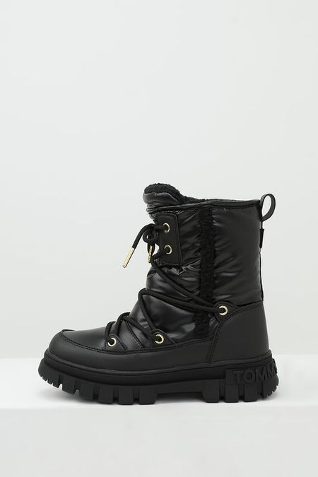 Ботинки на меху утепленные со шнуровкой Tommy Hilfiger 9990₽