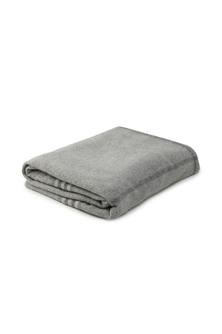 Плед шерстяной с принтом и кистями Gobit