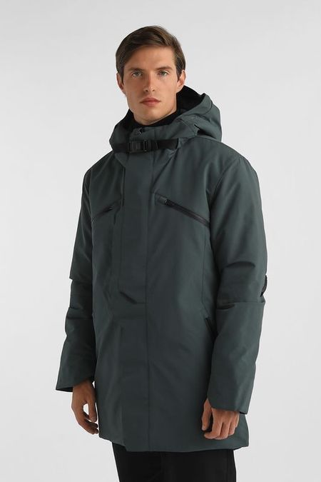 Куртка утепленная с капюшоном MAYTRY 13590₽