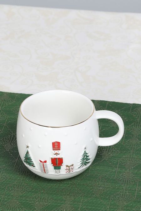 Кружка фарфоровая с принтом Новогодний снег Easy Life 1192₽