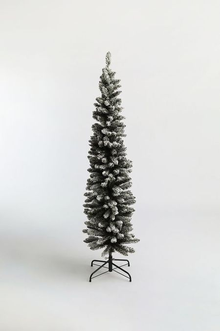 ель искусственная Triumph Nord 8692₽