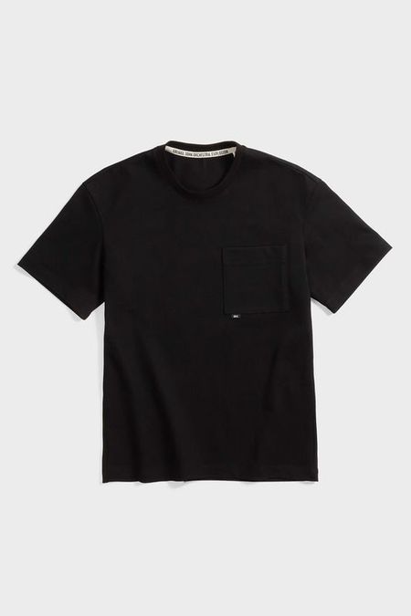 Футболка хлопковая с карманом GJO.E