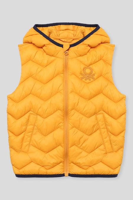 Жилет утепленный с капюшоном Benetton 2790₽