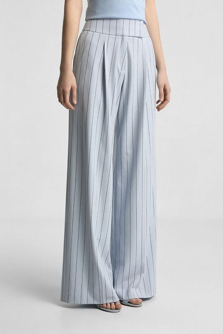 Брюки на широком поясе с защипами HUGO 11242₽