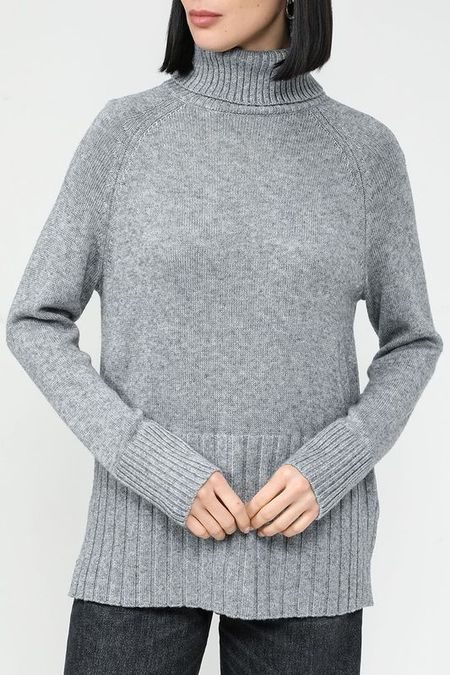 Свитер с высоким воротником BELUCCI 5032₽