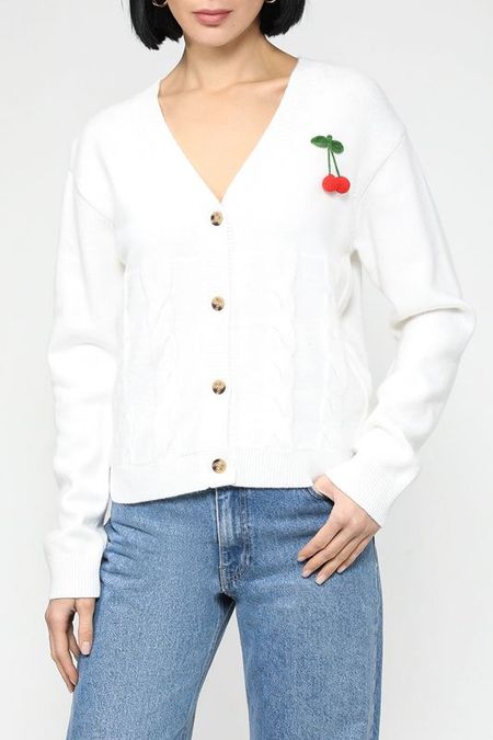 Кардиган на пуговицах с декором BELUCCI 2467₽