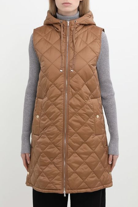 Жилет утепленный с капюшоном Emme Marella 13380₽