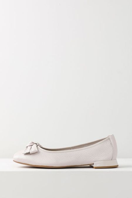 Балетки кожаные с декором Caprice 5242₽