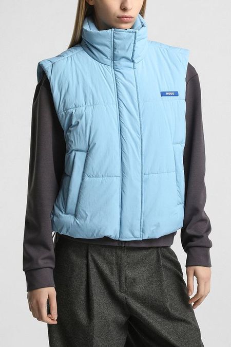 Жилет утепленный с воротником стойкой HUGO BLUE 14325₽