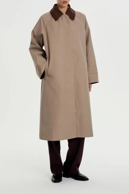 Плащ расклешенный Urban Tiger 10800₽