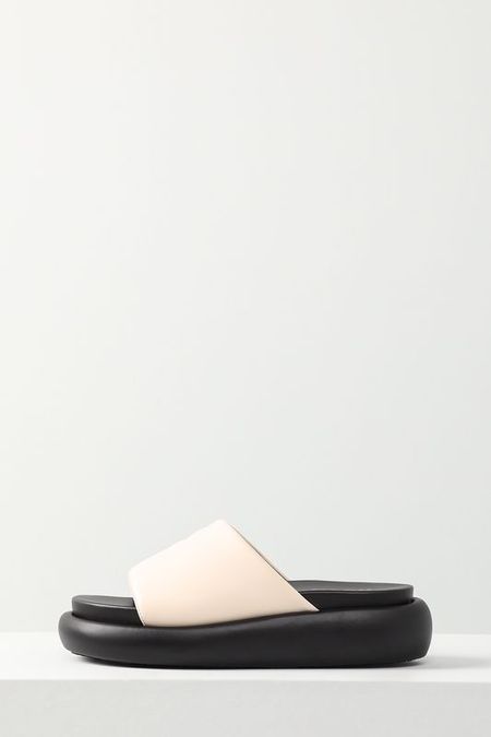 Кожаные пантолеты шлепанцы HUGO 12790₽