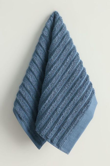 Полотенце из хлопка Wave Vandyck 1492₽