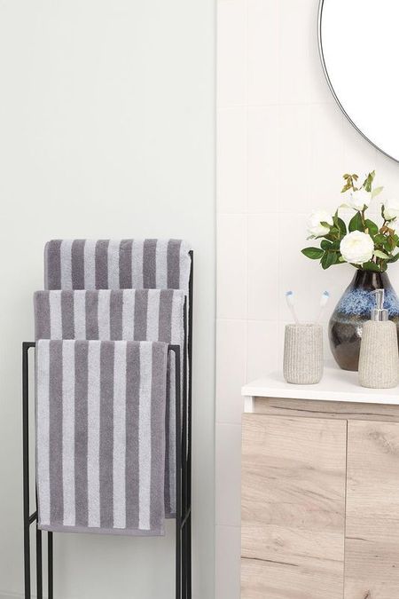 Хлопковое полотенце в полоску Lungo 21maison 295₽