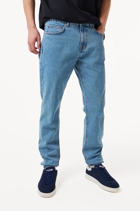 Джинсы зауженного кроя Lacoste 14686₽