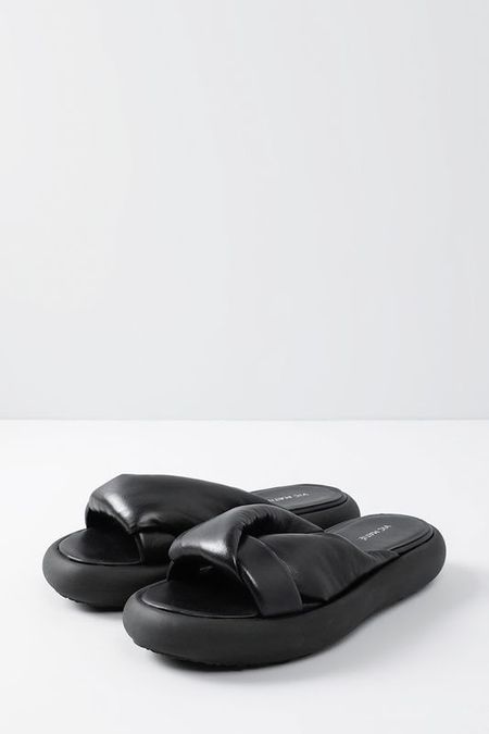 Кожаные шлепанцы Vic Matie 8692₽