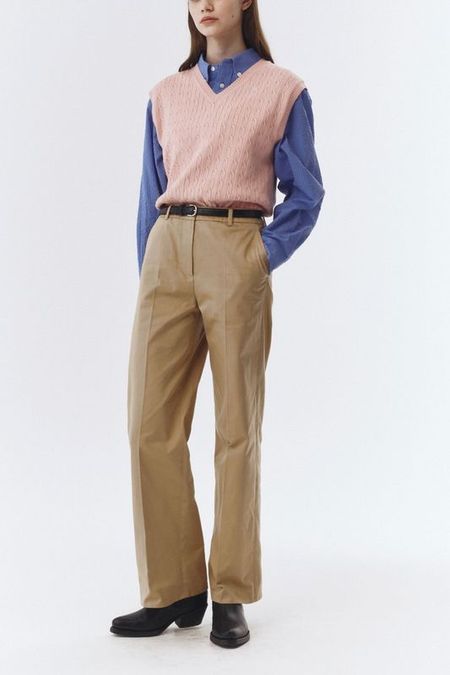 Вязаный жилет с узором косами Dunst 2602₽