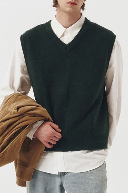 Жилет с V-вырезом Dunst