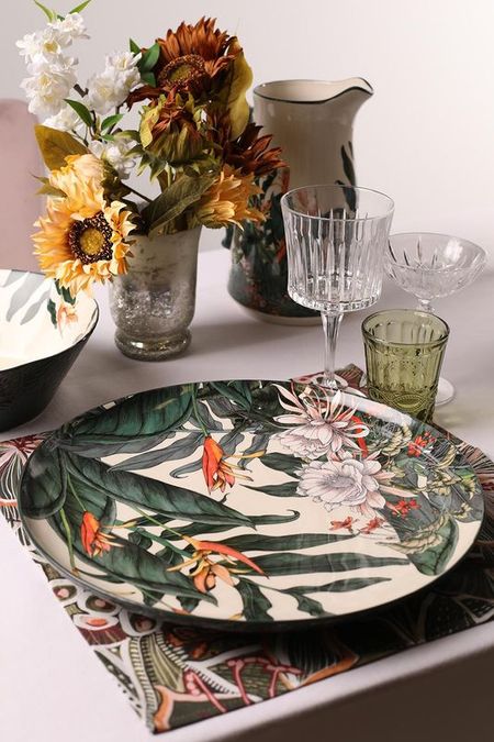 Блюдо керамическое с принтом Ночной сад Maxwell Williams 2880₽