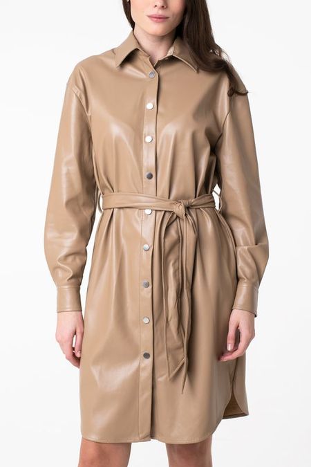 Платье-рубашка из экокожи Guess 2587₽