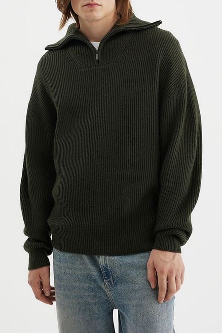 Пуловер с воротником на молнии Urban Tiger 4800₽