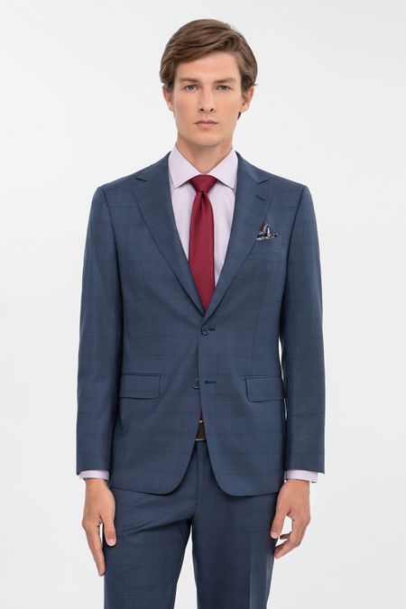 Пиджак из шерсти устойчивой к сминанию 0₽