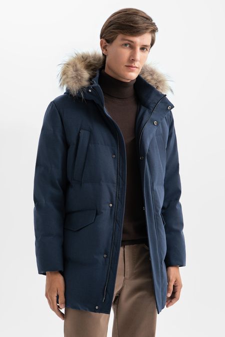 Куртка с натуральным мехом и водоотталкивающей обработкой 29990₽