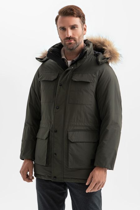 Куртка с натуральным мехом и водоотталкивающей обработкой 39990₽