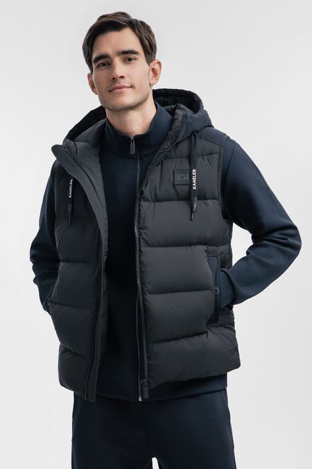 Жилет стеганый пуховой с водоотталкивающей обработкой 12990₽