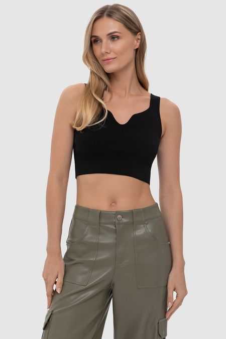 Топ из хлопка 3990₽