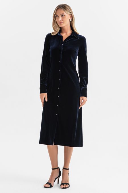 Платье-рубашка из бархата 13990₽