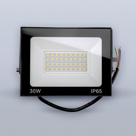 Прожектор Eleganz 1215 цвет арматуры Черный 1680₽