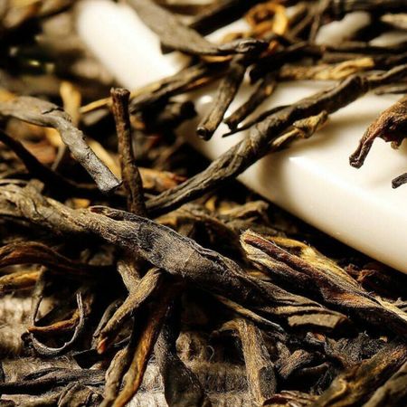 Feng Pai Black Tea 380g Premium Chinese Dianhong Classic Rich Aroma Natural Herbal Tea 01