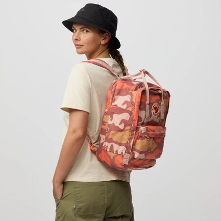 Рюкзак Fjallraven Kanken Graphics Laptop 15 Nimbus Blue - Hidden Animals